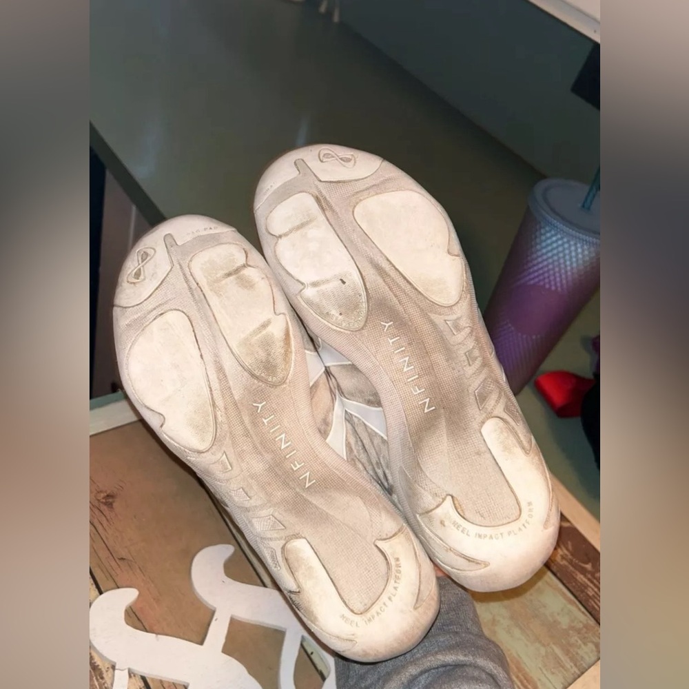 Infinity Evolution Cheer Shoes - Picture 2 of 2